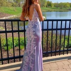 Open Back Evening Gown, Dress Applique, Fantasy Shop, Spaghetti Strap Prom Dress, Dresses Chiffon, Prom Dress Inspiration, Cute Prom Dresses, Pretty Prom Dresses, Grad Dresses