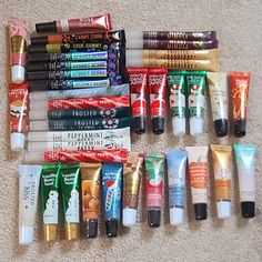 Bnwt & Sealed Bath & Body Works Lip Gloss Bundle Dream 36 Total Lip Glosses That Are No Longer Available In Store. A Collectors Dream Or A Lip Gloss Fanatics Dream. These All Retail Between 8.95 To 14.95. I Am Currently Doing A Destash Of My Collection & My Loss Is Someone Elses Gain. A Variety Of Different Flavors & Tastes. I Photograph/Video All Packing/Packaging/Sending Out Of All Items! Scammers Be Warned! Price Firm Bath And Body Lip Gloss, Lip Gloss Collection Aesthetic, Lip Gloss Bundle, Lip Balm Collection, Photograph Video, Flavored Lip Gloss, Lip Gloss Collection, Friendship Bracelets With Beads, Kawaii Stuff