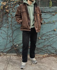 90s Autumn Fashion Men, Men’s Autumn Fashion Flannel, Different Mens Fashion Styles, Hipster Fall Outfits Men, Guys Outfit Inspiration, Aesthetic Dude Fits, Men's Layered Outfits, Men Fashion Earth Tone, Tech Guy Outfit