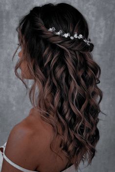 Cute Prom Hairstyles, Simple Prom Hair, Quince Hairstyles, Long Hair Wedding Styles, Prom Hairstyles For Long Hair, Peinados Fáciles Para Cabello Corto, Hairdo For Long Hair, Wedding Hairstyles For Long Hair