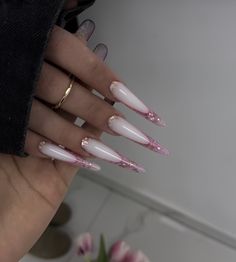 Acrylic Nails Stiletto, Stilleto Nails Designs, Sharp Nails, Punk Nails, Sassy Nails, Blush Nails, Glamorous Nails, Crazy Nails, Acrylic Nails Coffin Pink