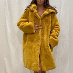 Patrizia Luca Milano Mustard Faux Fur Teddy Coat Oversized Faux Fur Outerwear For Fall, Fitted Faux Fur Outerwear With Long Sleeves, Chic Oversized Yellow Outerwear, Chic Yellow Oversized Outerwear, Oversized Yellow Outerwear For Fall, Yellow Oversized Outerwear For Fall, Yellow Long Coat For Winter, Yellow Long Coat For Fall, Fuzzy Coat