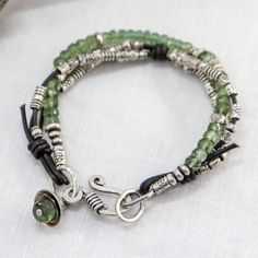 Green Bracelets With Adjustable Cord, Hand Wrapped Leather Jewelry With Round Beads, Green Apatite, Artisan Bracelets, Bracelet Design, Homemade Jewelry, Bracelet Ideas, Bracelets Handmade Beaded, Beads And Wire