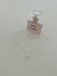 Details Pearl drop necklace Product Info Color: Silver Material: 925 silver [Our Policy] Exchange/refund are available within 7 days after receiving the product(s).Exchange/refund are not available for any worn product(s) or products damaged by customers.Please understand ivory and white related colored products are not available for exchange or refund.Shipping fee for exchange and refund due to change in customer’s mind such as size or color change is at customer’s own expense. Shipping fee is Delicate White Sterling Silver Necklace, Classic Silver Solitaire Necklace With Teardrop Pendant, White Dainty Drop Necklace For Everyday, Classic Silver Drop Necklace As Gift, Dainty White Drop Necklace For Everyday, Dainty White Sterling Silver Necklace, Minimalist White Drop Necklace With Clavicle Chain, Classic White Teardrop Solitaire Necklace, Classic White Solitaire Teardrop Pendant Necklace