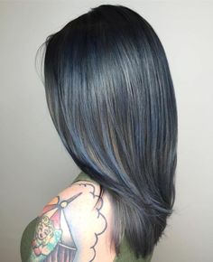 black hair with solver and blue highlights Black Hair With Grey Highlights, Highlight Hairstyles, Blue Tips Hair, Blue Brown Hair, Dark Roots Hair, Shiny Black Hair, Blue Hair Highlights, Blue Black Hair, Dark Blue Hair