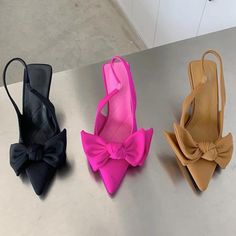 Spring Big Butterfly-knot Women Pumps Slingback Sandals Ladies Shallow Pointed Toe Mules Slip On Party High Heel Shoes Stripper heels shoes: tacones mujer talons hauts: tacones de mujer wedding shoes for women bride high heels: women shoes comfortable heel Model Number: 3256803642958542 Style: fashion Fashion Element: Butterfly-knot Pump Type: basic Fit: Fits true to size, take your normal size Platform Height: 0-3cm Heel Type: Thin Heels size 35=US size 4 = feet lenght 22.5CM size 36=US size 5 = feet lenght 23CM size 37=US size 6 = feet lenght 23.5CM size 38=US size 7 = feet lenght 24CM size 39=US size 8 = feet lenght 24.5CM size 40=US size 9 = feet lenght 25CM size 41=US size 10 = feet lenght 25.5CM Heels height: 9 cm Platform height: 1 cm Peach Shoes, Bow High Heels, Party High Heels, Fashion Shoes Flats, Strappy Shoes, Green Heels, Loafer Shoes Women, Butterfly Knot, Suede Fashion