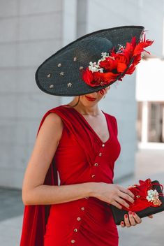 Elegant Women's Wedding Saucer Hat for Derby, Ascot, Melbourne Cup - Etsy Kentucky Derby Outfit, Wedding Hats For Guests, Wedding Guest Bags, Derby Fashion, Royal Ascot Hats, Derby Outfits, Run For The Roses, Occasion Hats, Melbourne Cup