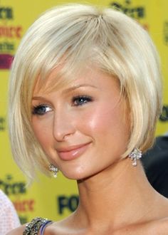 Good neat look Chin Bob, Short Layered Bob Haircuts, Layered Bob Short, Layered Bob Haircuts, Bob Haircuts For Women, Short Bob Haircuts, Layered Bob, Side Bangs