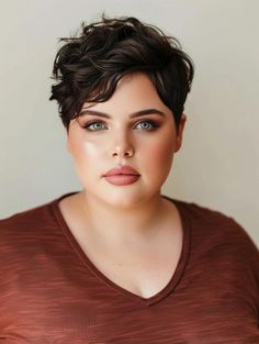 Latina Pixie Cut, Pixie Cut Round Face, Chubby Face Haircuts, Haircuts For Round Faces, Short Hair Cuts For Round Faces