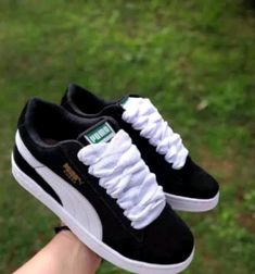 Shoes Teen, Puma Suede, Sporty Style, Skate Shoes, Puma Sneaker, Casual Shoes, Running Shoes, Athletic Shoes, Baskets