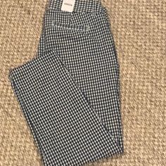 J.Crew Nwt Blue/White Gingham Pants Size 2 City Fit 26” Inseam Spring Business Casual Houndstooth Bottoms, Spring Houndstooth Bottoms For Business Casual, Classic Spring Plaid Bottoms, Gingham Straight Leg Bottoms For Spring, Spring Gingham Straight Leg Bottoms, Cotton Houndstooth Bottoms For Workwear, Spring Houndstooth Pants For Business Casual, Spring Houndstooth Business Casual Pants, Cotton Bottoms With Houndstooth Pattern For Workwear