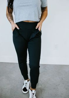 Walker Jogger by Chelsea DeBoer – Lauriebelles Athleisure Joggers With Ribbed Waistband And Stretch, Relaxed Fit Joggers With Ribbed Waistband For Yoga, Versatile Relaxed Fit Joggers For Workout, Athleisure Sweatpants With Elastic Waistband For Yoga, Comfort Stretch Joggers With Ribbed Waistband, Athleisure Style Yoga Sweatpants With Elastic Waistband, Relaxed Fit Yoga Pants With Ribbed Waistband, Workout Joggers With Ribbed Waistband And 4-way Stretch, Relaxed Fit Activewear With Elastic Side Panels For Workout