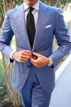 Black Suit Blue Shirt, Black Suit Combinations, Beige Suits Wedding, Tuxedo Tie, He Spoke Style, Suits Business, Dark Blue Suit, Suit Combinations, Blazer Outfits Men