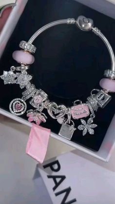 Cute Pandora Bracelet Ideas, Pandora Earrings Aesthetic, Silver Pandora Bracelet Ideas, Pandora Bracelet With Charms, Pandora Bangle Bracelet Ideas, Aesthetic Pandora Bracelet, Pandora Necklace Charms, Cute Pandora Bracelet, Pandora Necklace Ideas