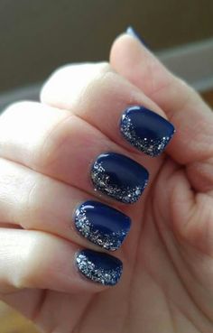 Blue Nails With Silver Tips, Las Vegas Nails Ideas Sparkle, Navy Blue And Silver Nail Designs, Nails That Go With Navy Blue Dress, Navy Blue Winter Nails, Nails For Hoco, Nails Blue And Silver, Sparkly Blue Nails, Navy And Silver Nails