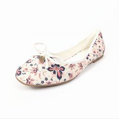 Nwot Ted Baker London Bayna Floral Ballet Flat. A Colorful Floral Print Refreshes The Timeless Silhouette Of A Ballet Flat Accented By A Delicate Bow. Textile Upper And Lining/Rubber Sole. Nwot. Size 40. Usa 8.5. Spring Cream Ballet Flats With Almond Toe, Cream Closed Toe Flats For Spring, Spring Cream Closed Toe Flats, Cream Almond Toe Ballet Flats For Spring, White Casual Ballet Flats For Spring, Casual White Ballet Flats For Spring, Cream Almond Toe Flats For Spring, Spring Cream Almond Toe Flats, White Ballet Flats For Summer