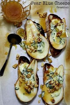 pear and blue cheese crostini with honey