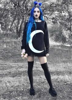 Witchy Outfit Ideas, Wicca Fashion, Long Black Socks, Witch Aesthetic Fashion, Tomboyish Outfits, Dark Beauty Fashion, Occult Fashion, Creepers Shoes, Dress With Stockings