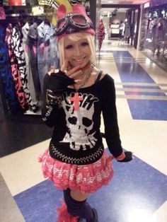 #Goshikku Haady Gyaru, Gyaru Clothes, Scene Girl Fashion