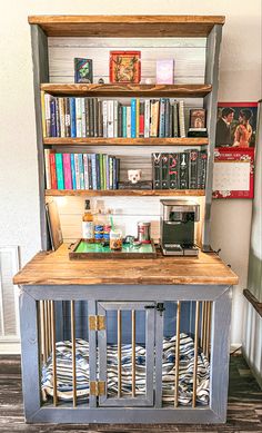 Farmhouse rustic dog kennel book shelf Dog Kennel Ideas, Pallet Dog Beds, Kennel Ideas, Cottage Vibes, Diy Dog Crate, Shelf Book, Pallet Beds, Book Bar, Camper Living