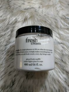 philosophy fresh cream glazed body souffle 16oz.. Condition is New. Shipped with USPS Priority Mail. Best Body Cream, Philosophy Fresh Cream, Body Souffle, Body Creams, Body Smells, Cream Body, Vanilla Girl, Fresh Cream, Birthday Wishlist