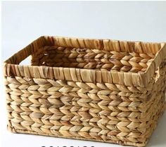 large woven basket Bamboo Storage, Spa Items, Basket Kitchen, Kitchen Goods, Living Room Console, Bamboo Basket, Straw Basket, Wicker Baskets Storage, Bamboo Weaving