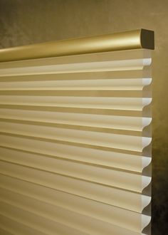 an image of a close up view of the blinds