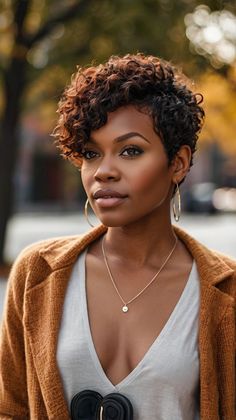 Why the Short Mohawk for Fall Hair Colors for Black Women Short is a Must-Try This Fall Short Hairstyle Bob Women, Curly Pixie Cuts Black Women, Curly Hair Shaved Side, Hair Journal, Short Mohawk, Short Curly Cuts, Curly Cuts