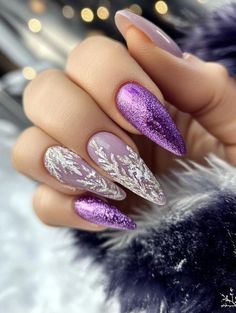 Purple Winter Nail Designs, Purple Nails Winter, Purple Christmas Nail Designs, Glitter Winter Nails, Purple Winter Nails, Winter Gel Nails, Flash Nails, Nails Mirror, Purple And Silver Nails