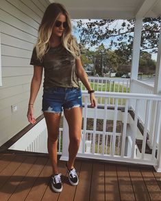 Outfits Women Over 40, 2023 Summer Outfits, Outfits 2023 Summer, Summer Goddess, Camo Shirt, Summer Outfits Women Over 40, Summer Outfits For Moms, Comfortable Outfit, Mom Fashion