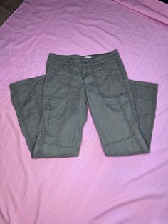 "INSANE gorgeous vintage unique and rare pair of Aeropostale sage green khaki cargo pants 100% cotton, made in Pakistan  Like new, excellent condition, very gently worn, no noticeable flaws, lots of life left Low rise fit, flat measurements shown, be sure to compare to a pair of pants you love~ As is and as shown, no refunds. Hard to give these up! I just doubt they'll ever fit, wish they were a size 5/6 ;) Would probably be best for a size 24-25\" waist, or size 2-3, guesstimating. Super rad ba Y2k Style Green Cotton Bottoms, Green Y2k Style Cotton Bottoms, Y2k Cargo Style Khaki Bottoms, Y2k Khaki Cargo Bottoms, Y2k Style Khaki Cargo Bottoms, Y2k Style Cotton Cargo Pants With Pockets, Y2k Wide Leg Green Cargo Pants, Y2k Green Wide Leg Cargo Pants, Y2k Cotton Cargo Pants With Side Pockets