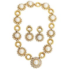 Pearl Diamond Gold Set | From a unique collection of vintage Link Necklaces at https://www.1stdibs.com/jewelry/necklaces/link-necklaces/. Pearl Diamond Jewelry, Conch Pearl, Gold Pearl Jewelry, Mabe Pearl, A Necklace, Diamond Gold, Pearl Diamond, Diamond Set, Gold Set