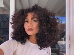 Balage Hair, Fluffy Curly Hair, Natural Curly Hair Cuts, Curly Hair Problems, Cute Curly Hairstyles, Beautiful Curly Hair, Curly Hair Inspiration, Curly Girl Hairstyles, Curly Hair Care