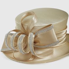 Unusual Hats, Zara Purse, Church Dresses For Women, Church Lady Hats, Church Suits And Hats, Elegant Hat, Ladies Dress Hats, Classy Hats, Dressy Hats