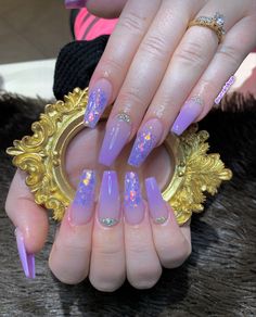 Lavender Nails Birthday, Multicolored Ombre Nails, Lavender Holographic Nails, Lavender Nails With Design Coffin, Purple Quinceanera Nails, Lavender Nails With Glitter, Purple Quince Nails, Lavender Prom Nails, Intricate Nail Designs