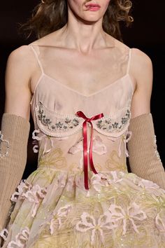 Simon Rocha, New Years Look, Fall 2023 Ready To Wear, 2000 Fashion, 2023 Ready To Wear, Runway Trends, Winter 2023, Fall 2023, Fashion Show Collection