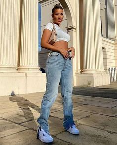 Trending Jeans, Split Jeans, Outfits With Jordan 1s Fashion Styles, Styles Summer, Sassy Girl, Jordan Outfits, Jordan 1s, Tomboy Style Outfits