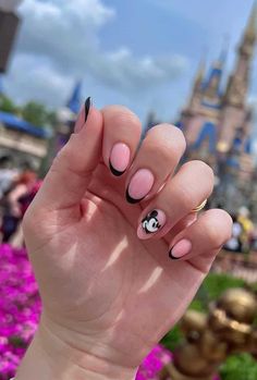 27+ Disney Nails That Are Pure *Magic* Simple Disney Manicure, Disney Natural Nails, Simple Halloween Disney Nails, Simple Disney Nails Natural, Subtle Disney Nails Simple, Disney Nail Ideas Simple, Disney Nails Simple, Minimal Manicure, Disney Themed Nails