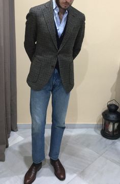 Gray Blazer Outfit Men, Gray Blazer Outfit, Business Casual Outfits Men, Casual Outfits Men, Italian Mens Fashion, Dad Style, Blue Suit Men