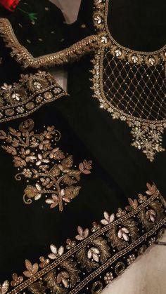 Outfits In India, Fall Fashion Illustration, Halloween Costumes Fashion, Sketches Fashion, Wedding Jewellery Designs, Outfit For Spring, Outfit For Fall, Embroidery Fashion Detail