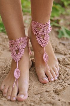 Crochet Powder Pink Barefoot Sandals, Nude shoes, Beach wedding Foot jewelry, Victorian Lace, Women's fashion accessory, Gift for her Baby Shoes Diy Tutorial, Barefoot Sandals Crochet Pattern, Baby Shoes Diy Pattern, Baby Shoes Tutorial, Háčkované Lemy, Baby Shoes Diy, Crochet Barefoot Sandals, Barefoot Sandal, Baby Shoes Pattern