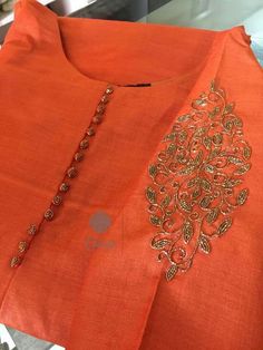 Churidar Designs, Simple Kurta Designs, Simple Embroidery Designs, Kurti Embroidery Design, Kurta Neck Design, Blouse Designs Silk