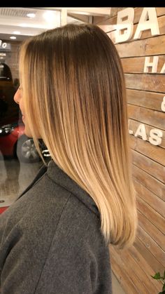 Golden Balayage Straight Hair, Brown To Honey Blonde Ombre, Warm Brown Balayage Straight Hair, Honey Blonde Balayage Straight Hair, Brown To Blonde Balayage Straight Hair, Highlights Brown Hair Balayage, Warm Balayage, Balayage Straight Hair, Balayage Hair Caramel