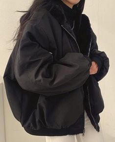 Oversized Hooded Jacket, Aesthetic Clothing Stores, Black Fleece Jacket, Parka Women, Korean Fashion Casual, Winter Outfits Men, Wool Winter, Padded Coat, Cotton Coat