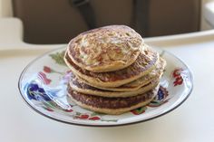 a stack of pancakes sitting on top of a plate