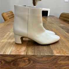 Made With Soft Leather, Perfect For Autumn And Winter, Stylish. Made In Italy Classic White Fitted Boots, Shoes Woman, Shoes Heels Boots, Cream White, Autumn And Winter, Be Perfect, Bootie, Soft Leather, Shoes Women Heels