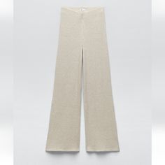 New With Tags - Ref: 2298/005 Zara Limited - No Longer Available Make A Bundle Or Offer Elle Fanning, Zara Pants, Pant Jumpsuit, Celebrity Style, Pants For Women, Zara, Italy, Cream, Pants