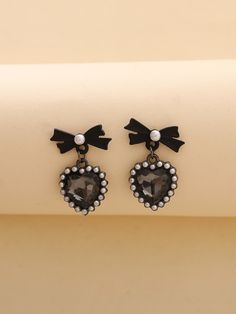 Preto Festa Collar  Liga de Zinco   Embellished   Jóias da moda Stained Glass Earrings, Pearl Bow, Heart Shaped Earrings, Classy Jewelry, Black Earrings, Fantasy Jewelry, Lovely Jewellery