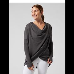 New Athleta Gray Wrap Hooded Sweatshirt, Plush Nirvana Fabric, Small Moisture-wicking Tops For Layering In Fall, Versatile Gray Sports Top, Versatile Gray Workout Top, Moisture-wicking Sportswear Top For Layering, Gray Moisture-wicking Tops For Loungewear, Versatile Moisture-wicking Tops For Loungewear, Moisture-wicking Athleisure Top For Loungewear, Athleisure Moisture-wicking Lounge Top, Gray Relaxed Fit Top With Go-dry Technology