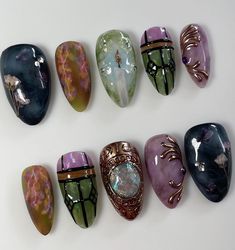 Stained Glass Acrylic Nails, Southern Gothic Nails, Goblin Core Nails, Celtic Nail Art, Mood Ring Nails, Mythical Nails, Whimsy Goth Nails, Art Nouveau Nails, Witch Aesthetic Nails